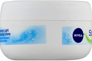 Nivea Soft Moisturizing Creme Face-Body-Hands