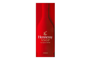 Коньяк 1.5л 40% V.S.O.P Hennessy к/у