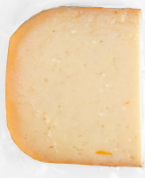 Сир Лавка традицій Мукко витриманий 50,2%