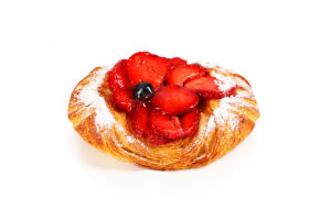 Дениш с клубникой
