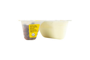 Йогурт 4.9% зі злаковими кульками в шоколадній глазурі Nesquik ст 120г