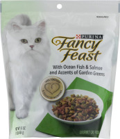 Purina Fancy Feast With Ocean Fish & Salmon and Accents of Garden Greens Gourmet Cat Food