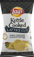 Lay's Kettle Cooked Lattice Cut Aged Cheddar & Black Pepper Potato Chips