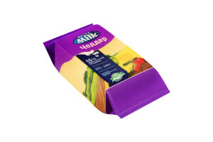 Продукт сирний 45% молоковмісний Чеддер Lyubar Milk м/у 500г