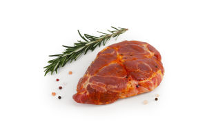 Свинячий стейк з ошийка в пряному маринаді в/у