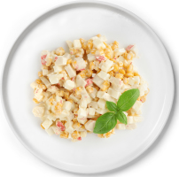 Салат з крабовими паличками та кукурудзою