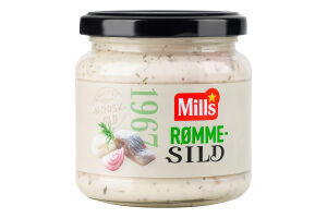 Оселедець Mills в сметанковому соусі з цибулею