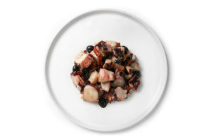 Кальмар щупальці слабосолені в олії