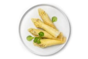 Млинці із крем-сиром та шинкою