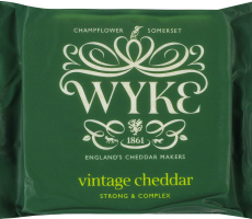 Сир 48% твердий Vintage Cheddar Wyke Farms м/у 200г