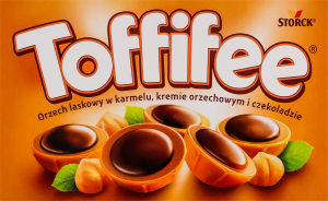Цукерки лісний горіх/карамель/шоколад Toffife 125г