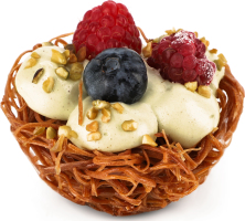 Тістечко Кошик Катаіфі з ягодами