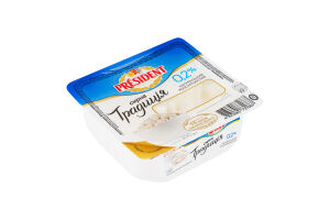 Творог 0.2% Творожная традиция President лоток 300г