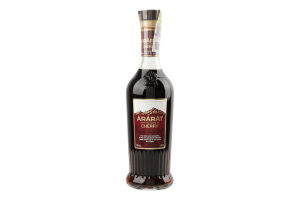Напій алкогольний 0.5л 30% міцний Cherry Ararat к/у