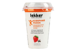 Напиток кефирный 1.5% с фруктовым наполнителем пастеризованным Клубника-чиа Кефирное утро Lekker ст 180г