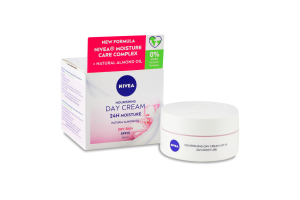 Крем дневной питательный для сухой кожи SPF 15 Интенсивное увлажнение 24 часа Nivea 50мл