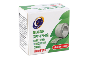 Пласт. хірург. ПіннаРолл 2,5см х 5м на нетканій основі