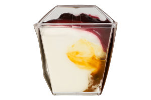 Морозиво 8% вершкове з підварками Маракуя та Вишня Йогурт Berry yoghurt Gel’Amo ст 150г