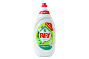 Средство для мытья посуды Яблоко Fairy 1.35л