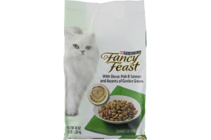 Purina Fancy Feast With Ocean Fish & Salmon and Accents of Garden Greens Gourmet Cat Food