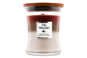 Аромасвеча Medium Forest Retreat Trilogy Woodwick 1шт