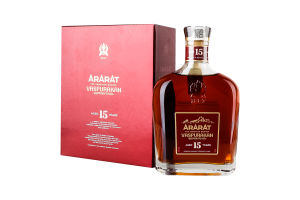 Бренді 0.5л 40% вірменський марочний 15YO Vaspurakan Ararat к/у