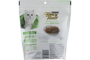 Purina Fancy Feast With Ocean Fish & Salmon and Accents of Garden Greens Gourmet Cat Food