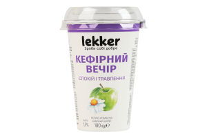 Напій кефірний 1.5% з фруктовим наповнювачем пастеризованим Яблуко-ромашка Кефірний вечір Lekker ст 180г