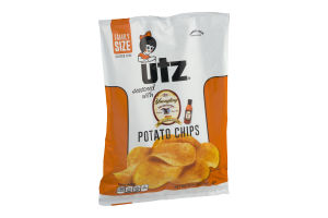 Utz Seasoned With Yuengling Traditional Hot Wing Sauce Potato Chips Family Size