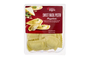 Simply Enjoy Sweet Basil Pesto Mezzaluna