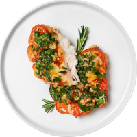Окунь речной с овощами и зеленым соусом П