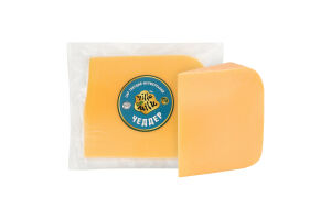 Сыр 45% твердый фермерский Чеддер Villa Milk кг