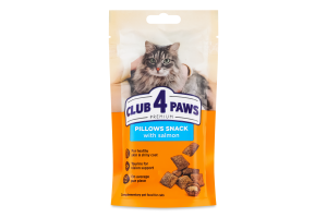 Корм додатковий для дорослих котів з лососем Подушечки Преміум Club 4 Paws д/п 60г