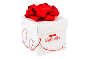 Конфеты хрустящие в кокосовой стружке с целым миндальным орехом Raffaello к/у 70г