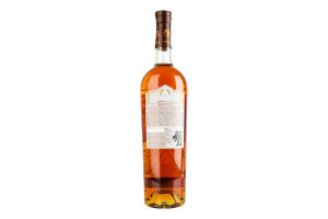 Бренди 0.7л 40% виноградный выдержанный 3 года V.S. Aznauri бут