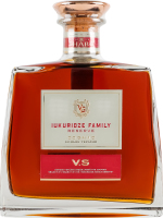 Коньяк 0.7л 40% ординарный 3 звезды V.S Iukuridze Family Reserve Shabo бут