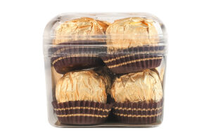 Цукерки вафельні покриті молочним шоколадом та подрібненими лісовими горіхами з начинкою Ferrero Rocher п/у 200г