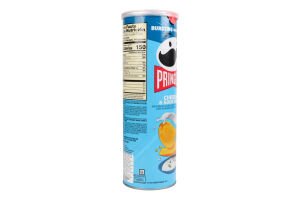 Снек пікантний Pringles смак сир чеддер-цибуля