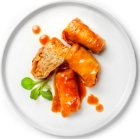 Голубцы с мясом и рисом в соусе