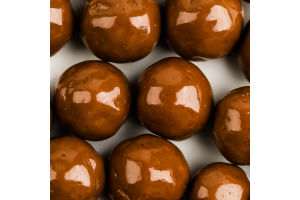 Фундук в молочному шоколаді