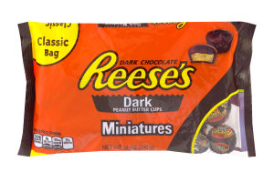 REESE'S Dark Chocolate Peanut Butter Cups Miniatures