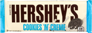 HERSHEY'S Cookies 'n' Creme Candy Bar, 1.55 oz