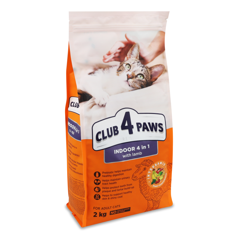 Корм д/котів що живуть в приміщенні Premium 4в1 з ягням сухий 2кг Club 4 Paws