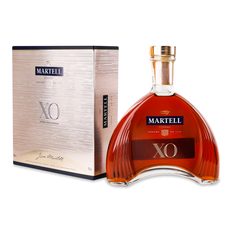 Коньяк ХО 40% 0,7л коробка Мартель